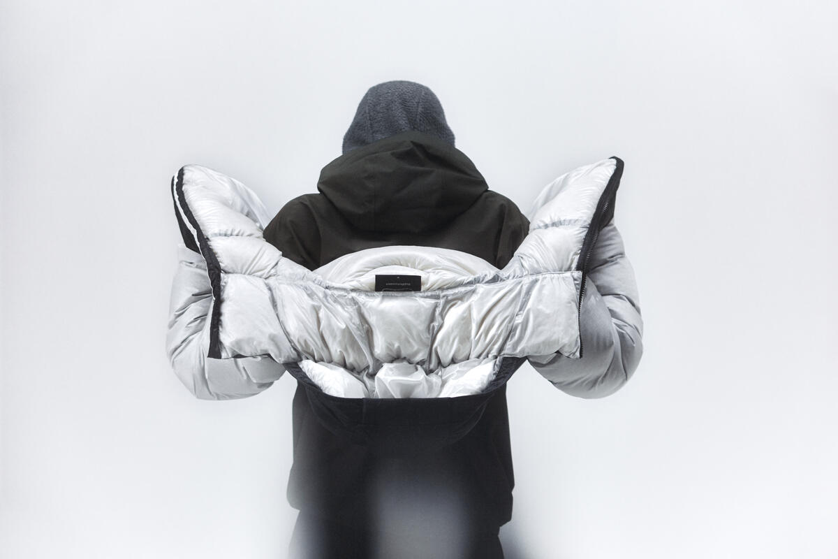 PEAK FW25 HELIUM DF JE 14.jpg.cq5dam.web.1200.1200