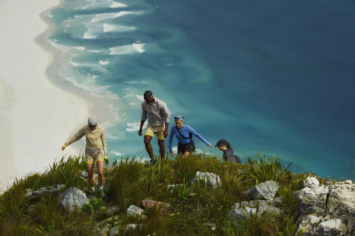 PEAK SS26 LIGHT HIKE DW 0027.jpg.cq5dam.web.1200.1200