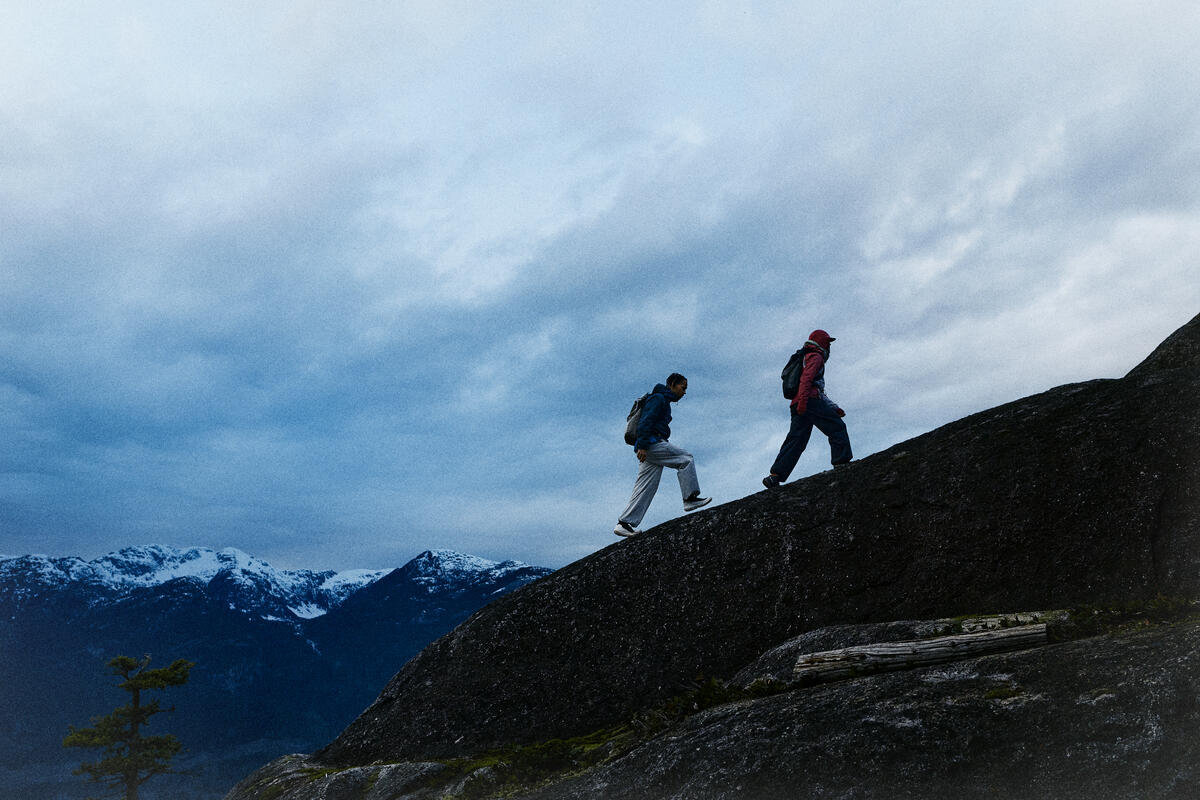 SS26 Freelight Reversible Hood 20260206 PEAK PERFORMANCE FREELIGHT 2165 MO.jpg.cq5dam.web.1200.1200